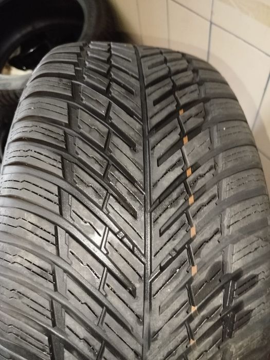 Шини Nokian Tyrels