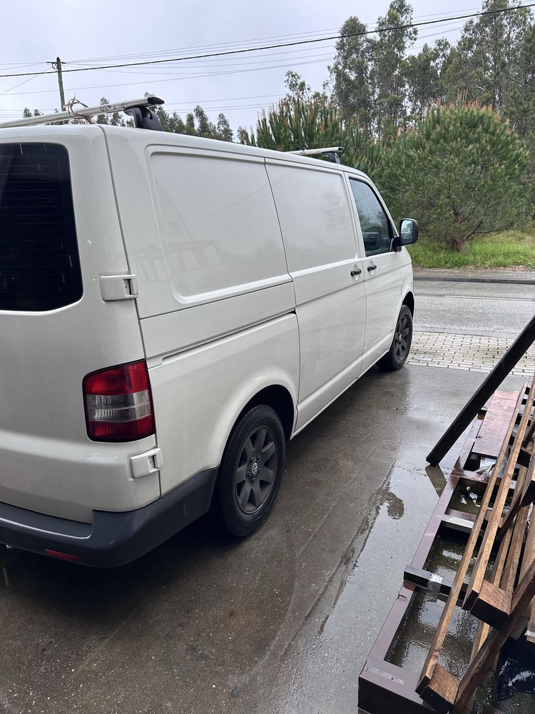 VW Transporter 2.0 TDI - 105CV   iVA INCLUIDO