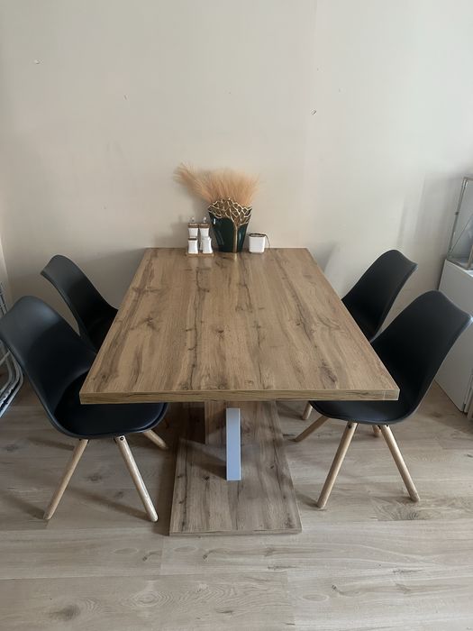 Zestaw stół+4 krzesła