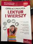 Książka „Opracowania lektur i wierszy”