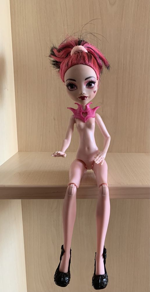 Кукла Monster high