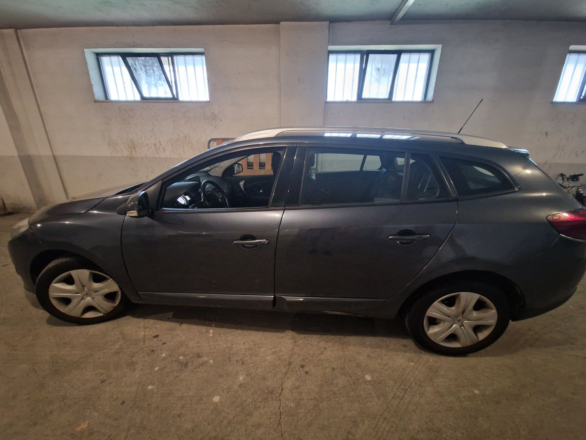 Carro em bom estado