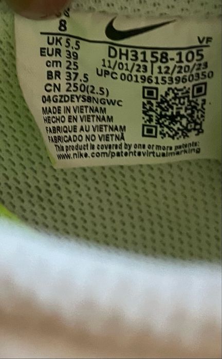 Жіночі кросівкм, кеди Nike