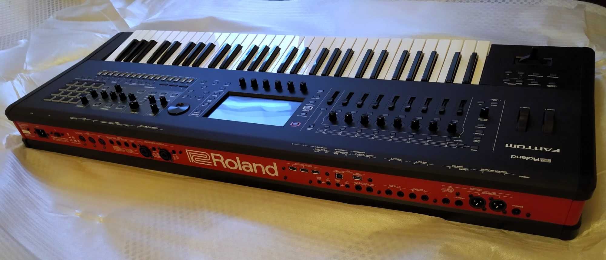 Roland Fantom 6 - workstation