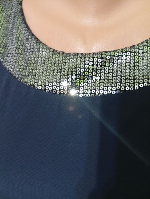 Sukienka  z długim rękawem