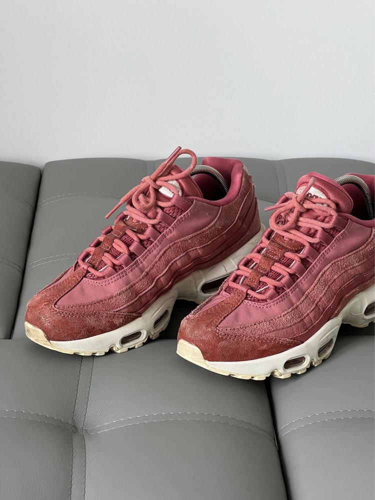 Кросівки  Nike Air Max 95 Premium 38 24 см