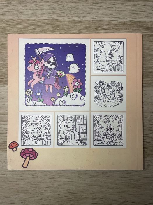 Livro de colorir Spooky Cutie NOVO