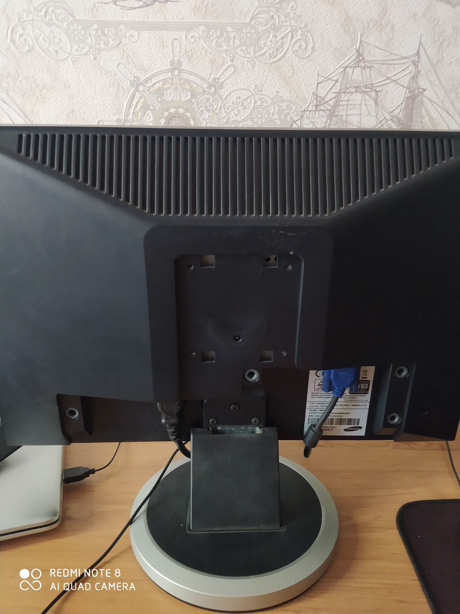 Монитор Самсунг SynsMaster 940nw