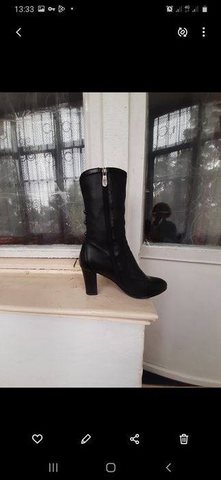 Чобітки шкіряні весняні