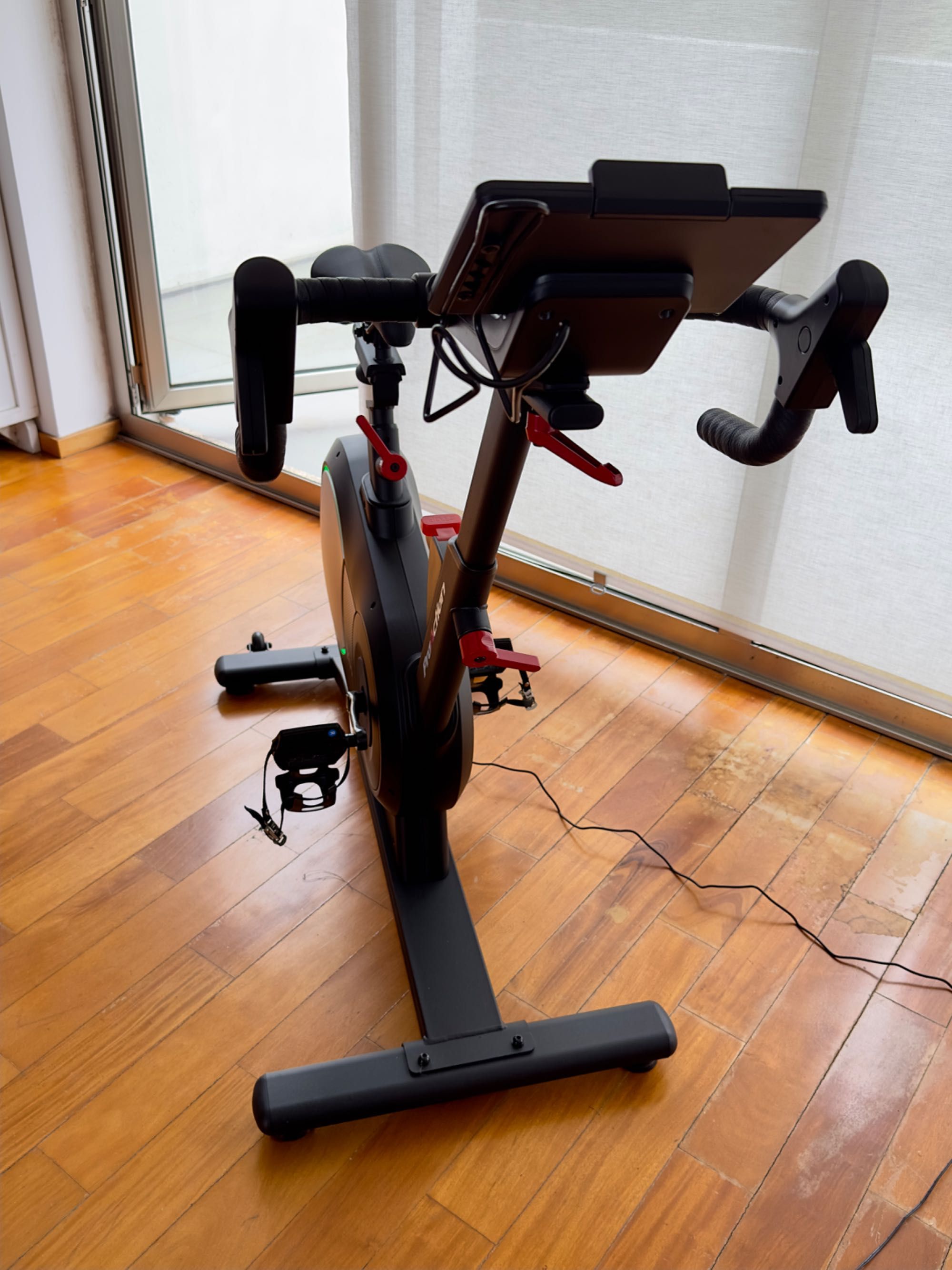 Bicicleta BH Fitness Smart Bike Lyon
BH Fitness Com garantia