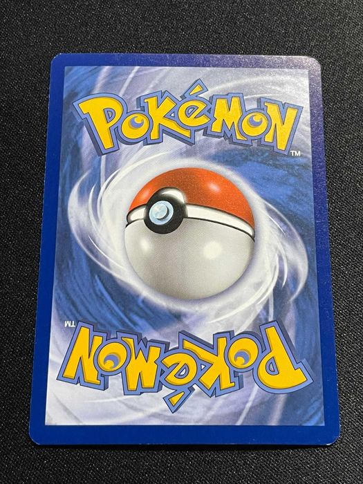 Carta Pokémon Drednaw 81/264 Fusion Strike