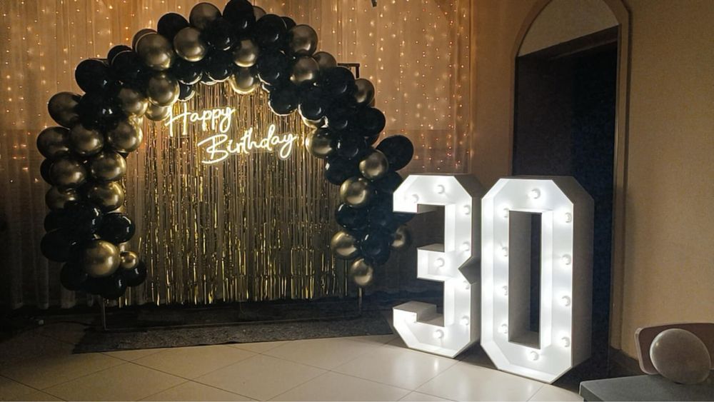 Neon Urodzinowy „Happy Birthday”/ Napisy świecące ledowe