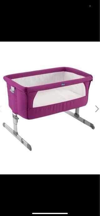 Berço cor de rosa next to me