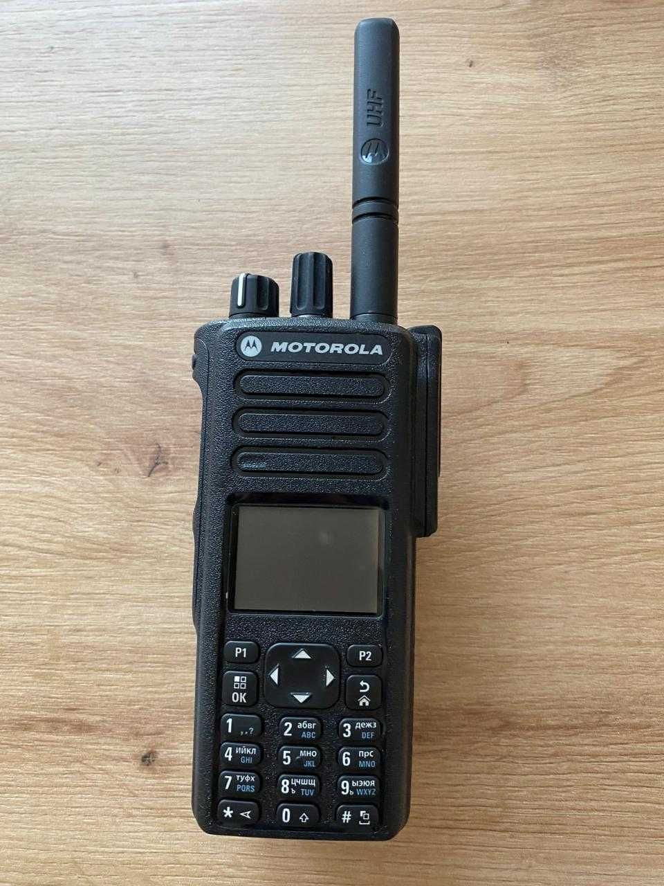 Професійна портативна рація Motorola DP 4800 UHF