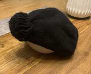Czarny beret H&M