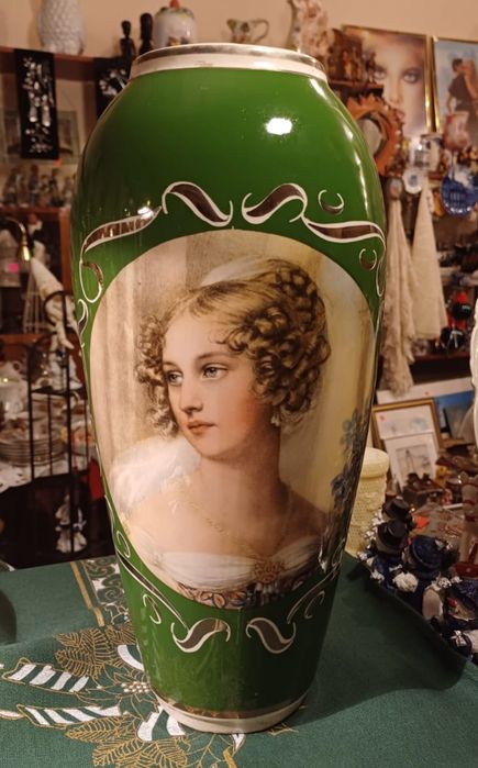 Wazon Chodzież Natalia Potocka lata 70te