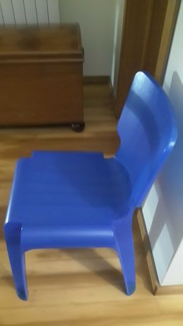 cadeira de exterior azul cobalto  marca authentics