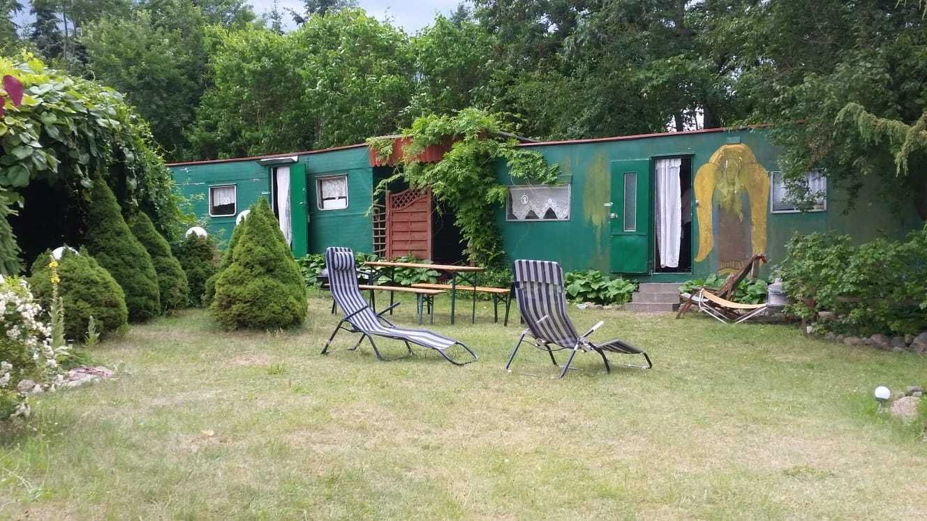 Domki nad jeziorem Ostrowo koło Przyjezierza. Oaza pod aniołem