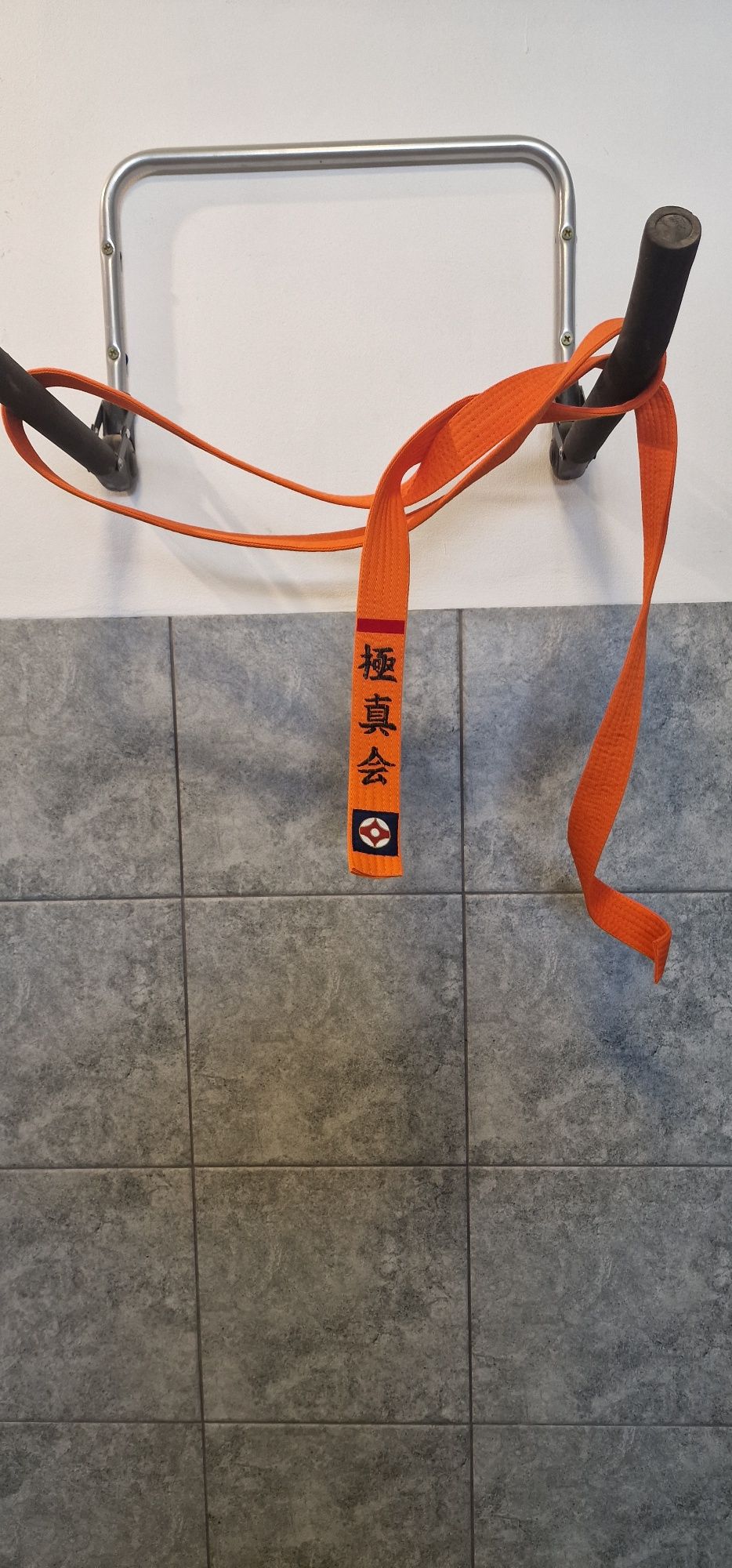 Pas do karate kyokushin fujimae 240 cm pomarańczowy