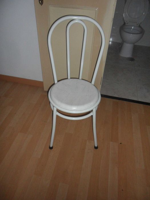 Cadeiras varias banco fechar