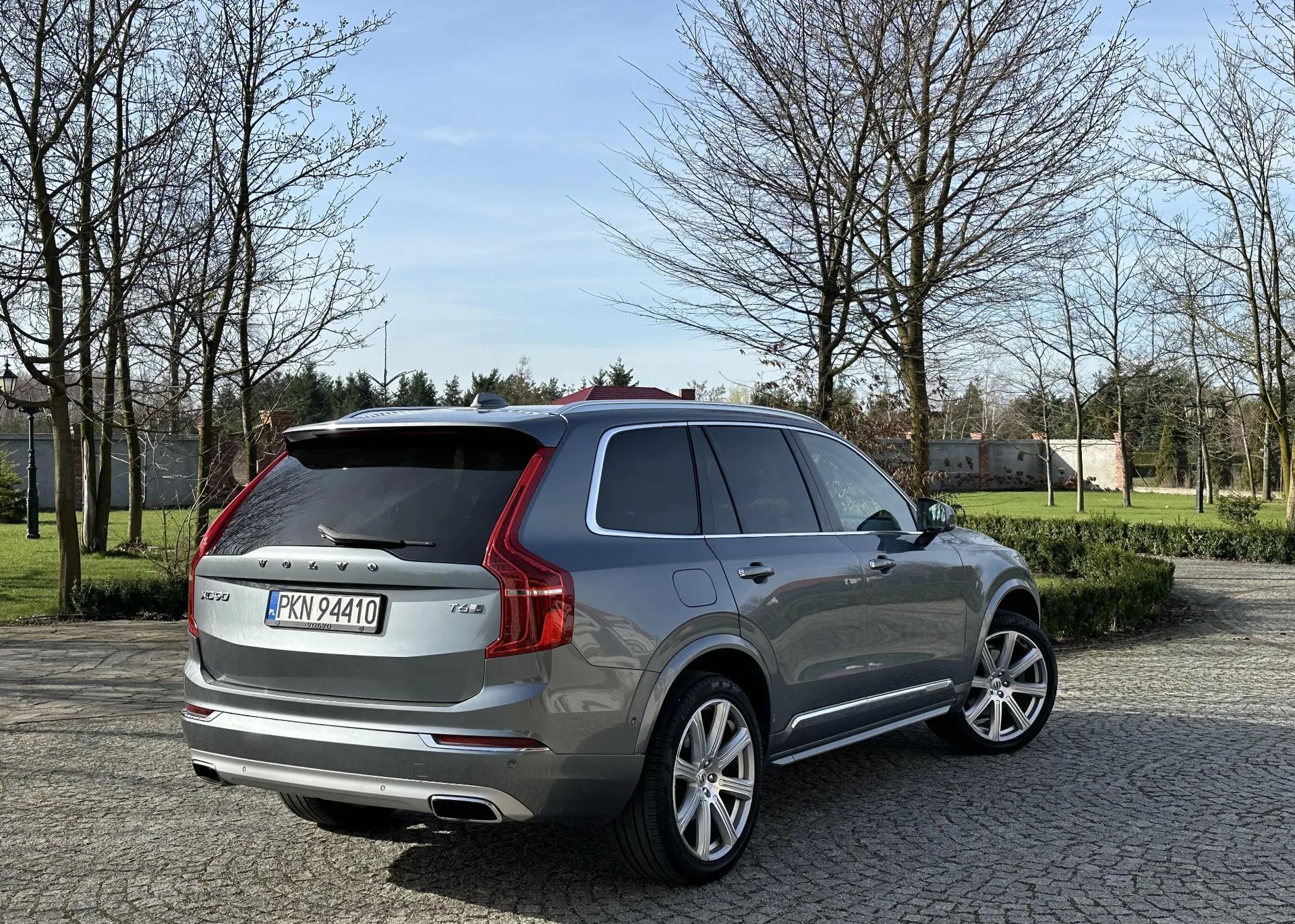 Volvo XC 90 внедорожник