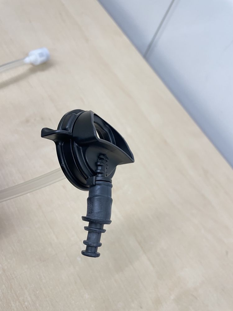 Lejek wężyk zbiornika wody odkurzacza piorącego Karcher Se 4001 Se4002