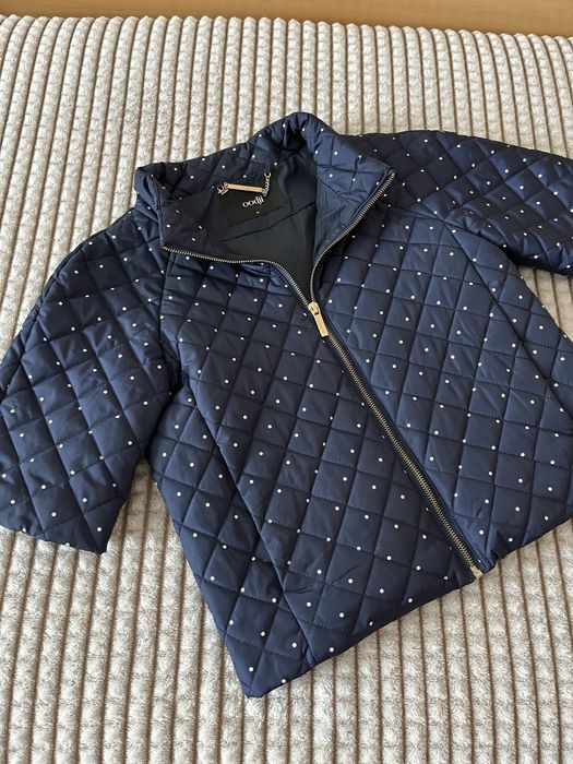 Жіночі напівкуртки Odjii 36. В стані нових.