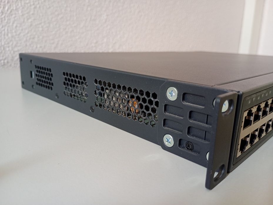 Switch HPE 5130-48G-2SFP+2XGT EI (JG939A) – 48 Portas Gigabit + Uplink