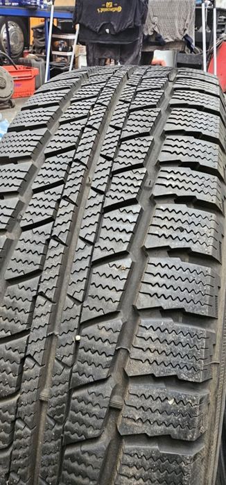 Opona 235/65 R16c