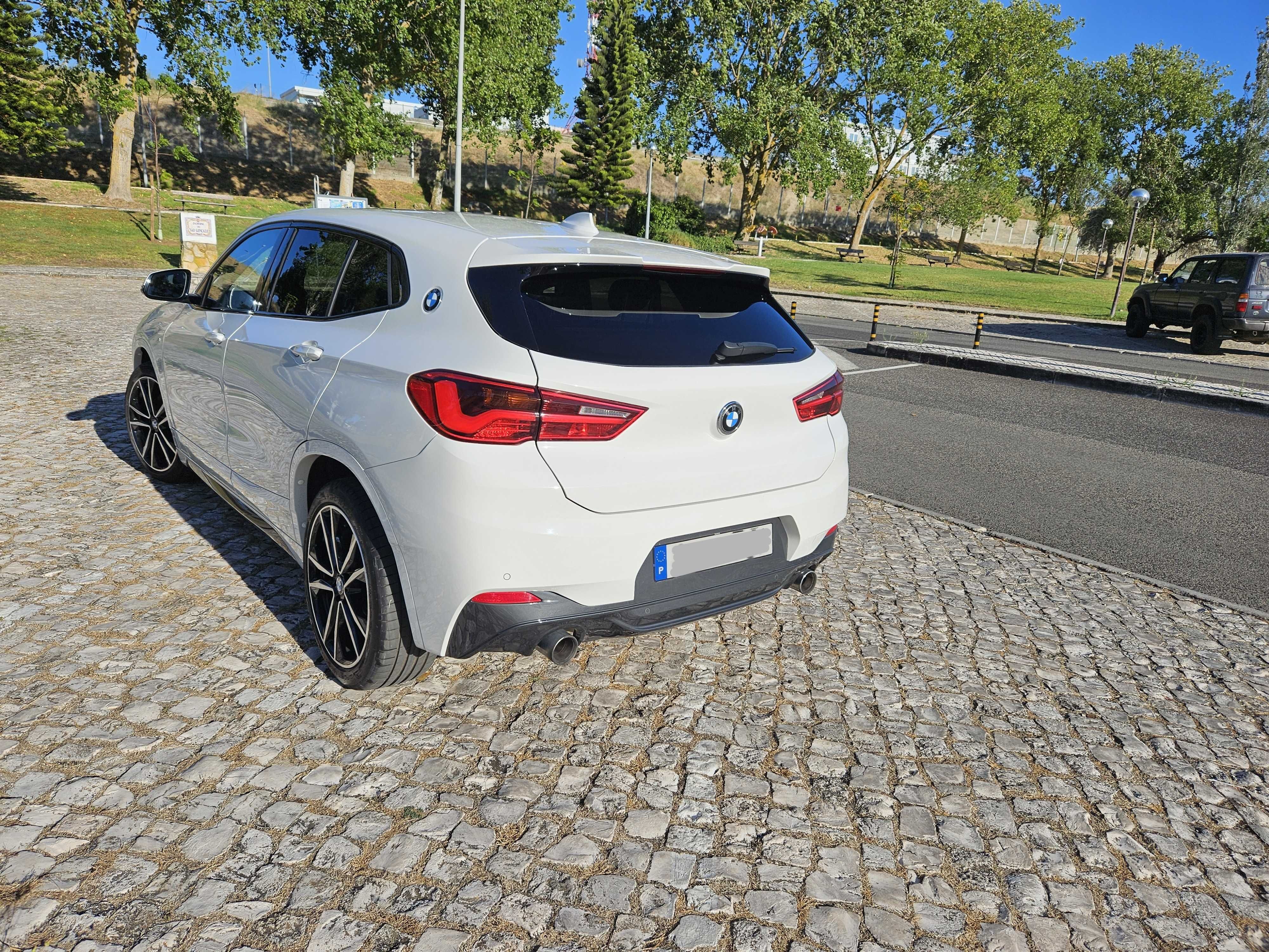 BMW X2 sDrive20i Pack M Sport • 192cv • Teto Panorâmico • Navi • LED