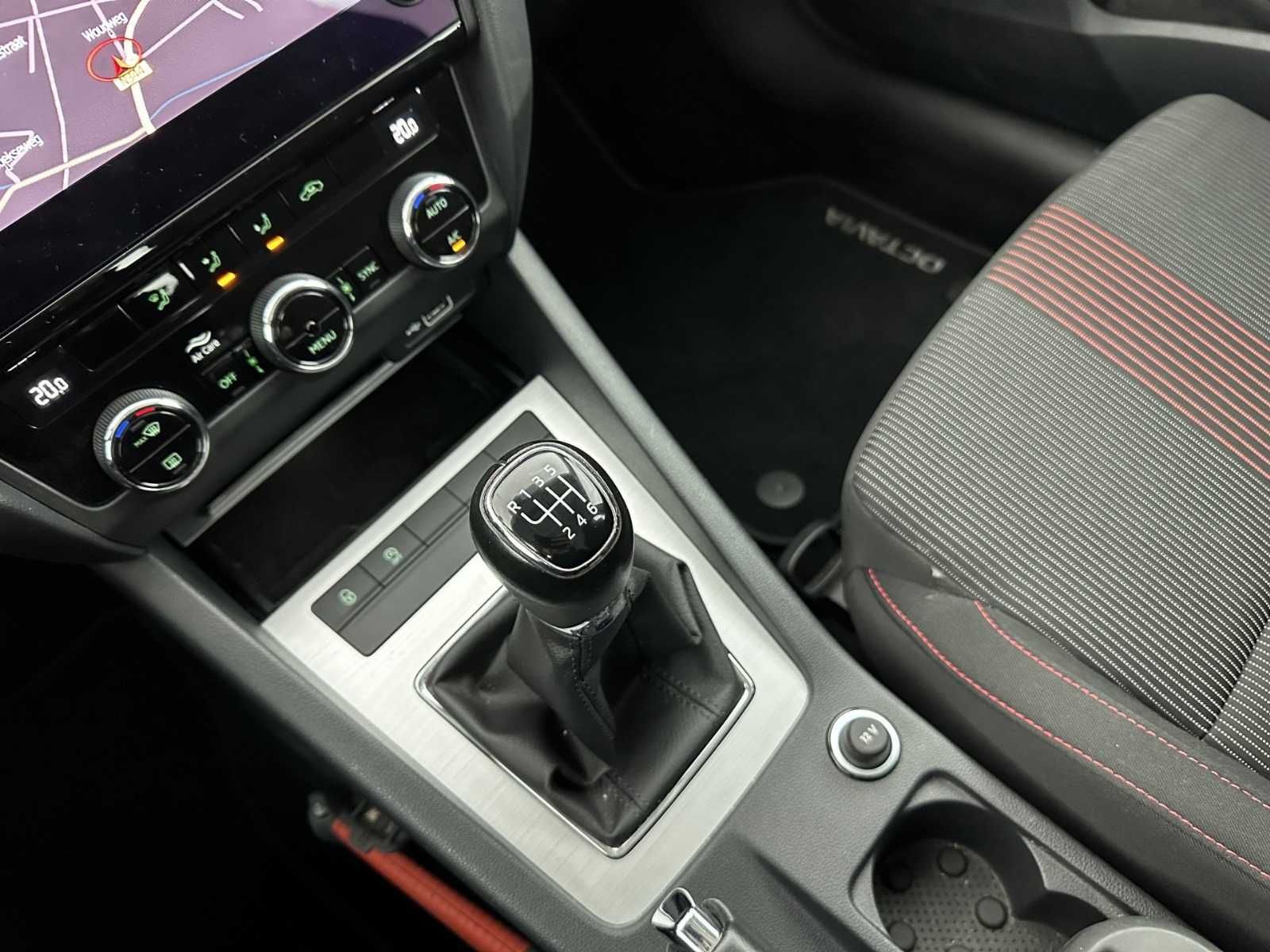 Skoda Octavia 1.0