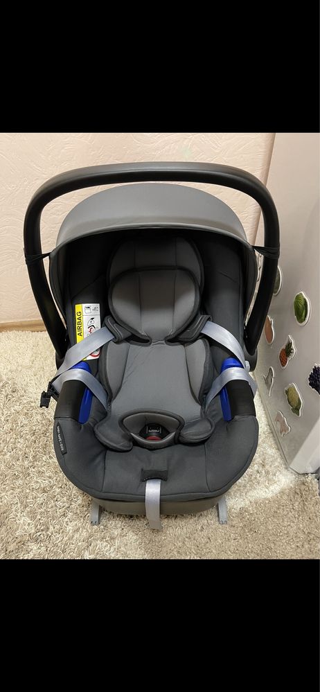 Дитяче автокрісло britax romer