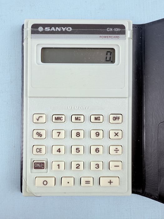 Stary kalkulator Sanyo CX-131