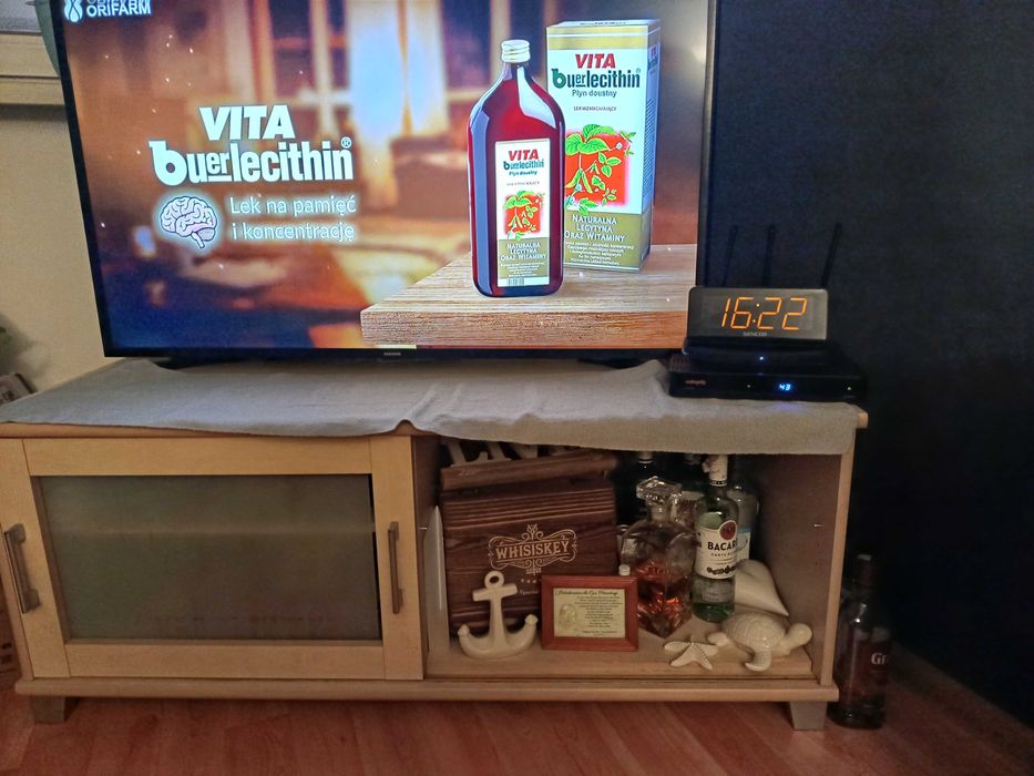 Szafka pod telewizor