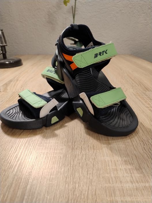 Buty sandały dziecięce Bartek. Rozmiar 35