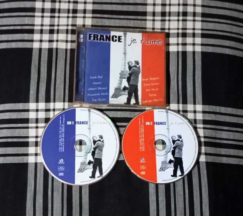 8 CDs ---» 3€ cada