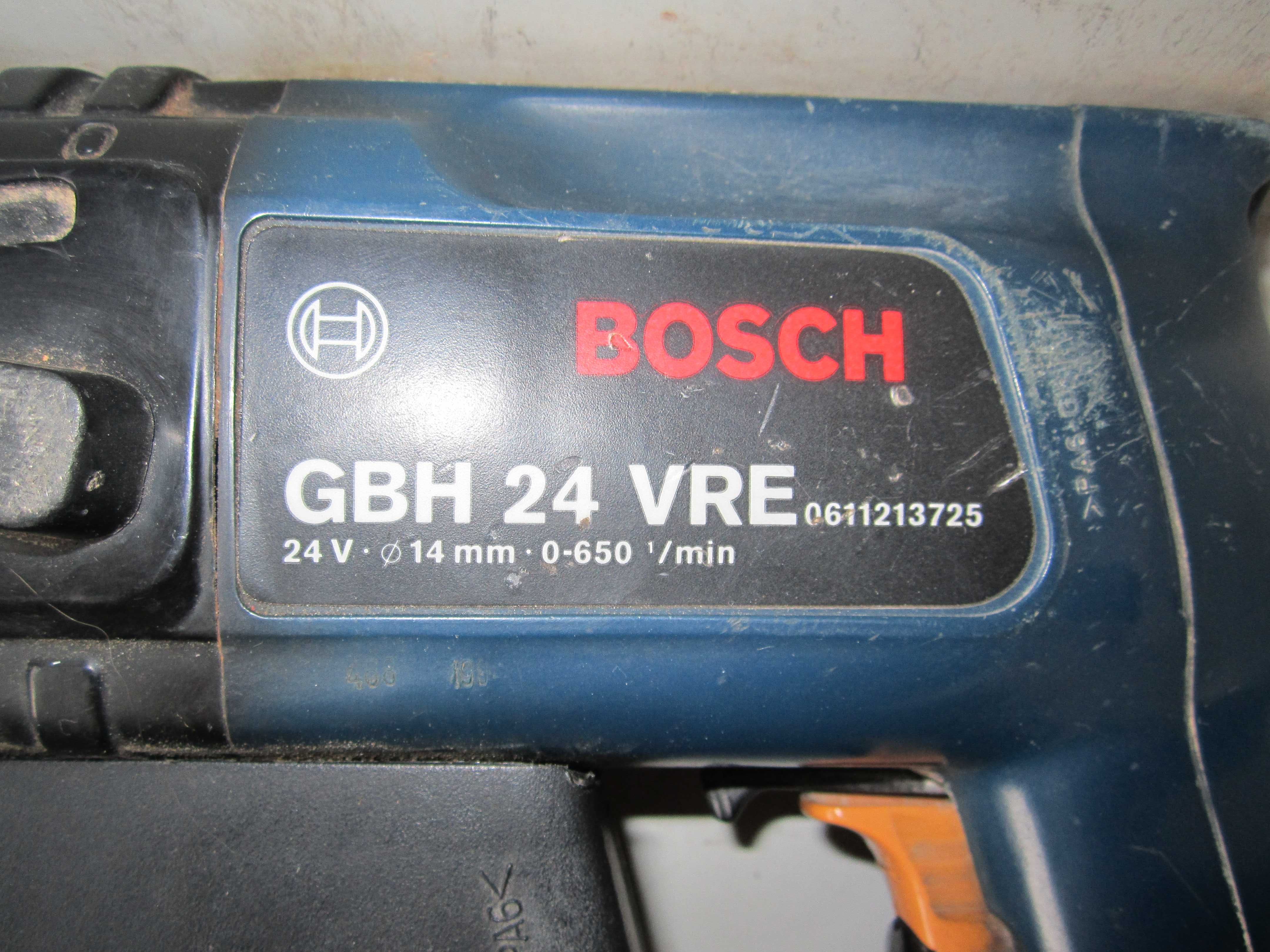 перфоратор аккумуляторний Bosch GBH 24 VRE