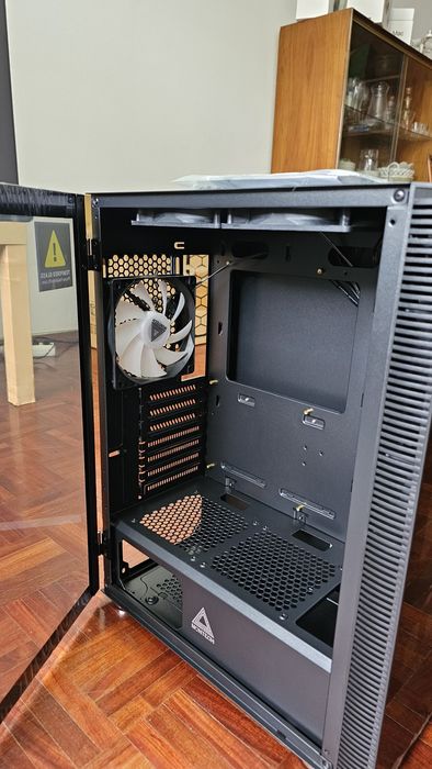 Fonte 2000w + Torre ATX + GTX 1660 super