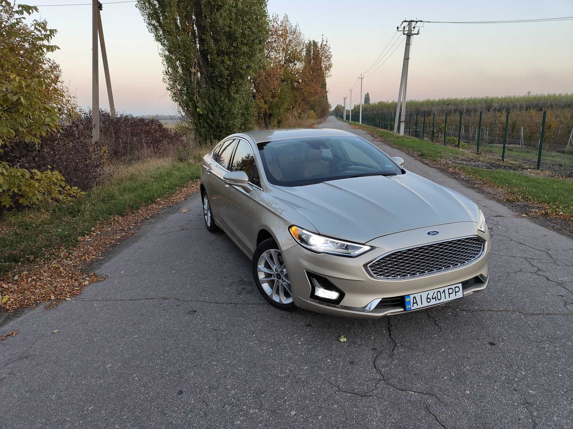 Ford Fusion Energy PlugIn Hybrid Titanium