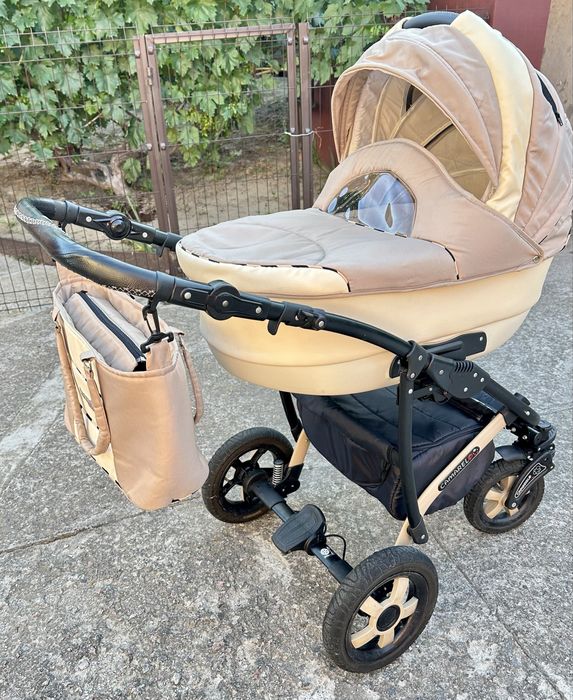 Універсальна коляска Camarelo Carmela