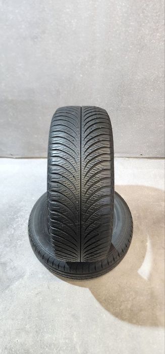 215.60.16 Goodyear Vector 4Seasons 4шт