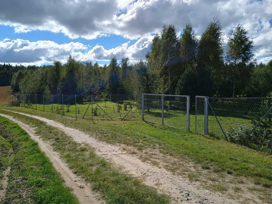 Działka budowlana WZ dom rekreacyjny całoroczny - koło lasu i jeziora