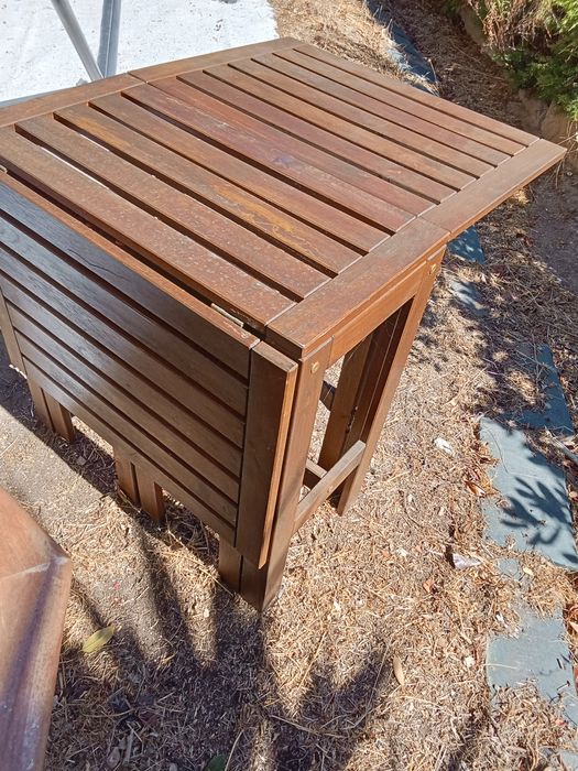 Mesa IKEA rebatível