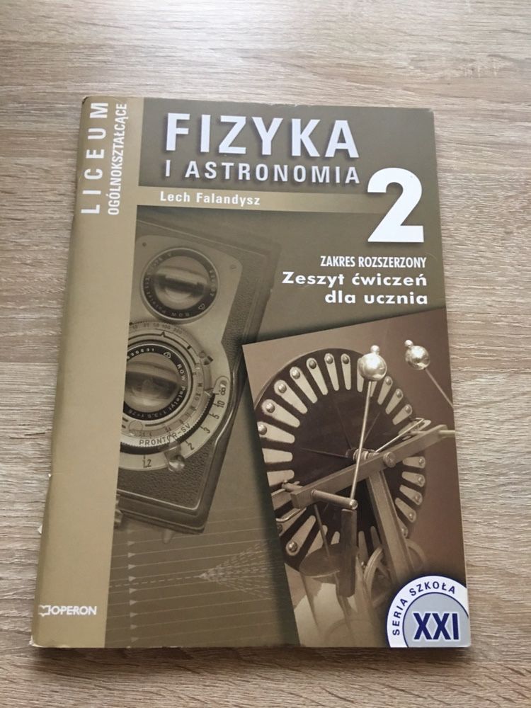 Fizyka i astronomia 2 zeszyt ćwiczeń operon