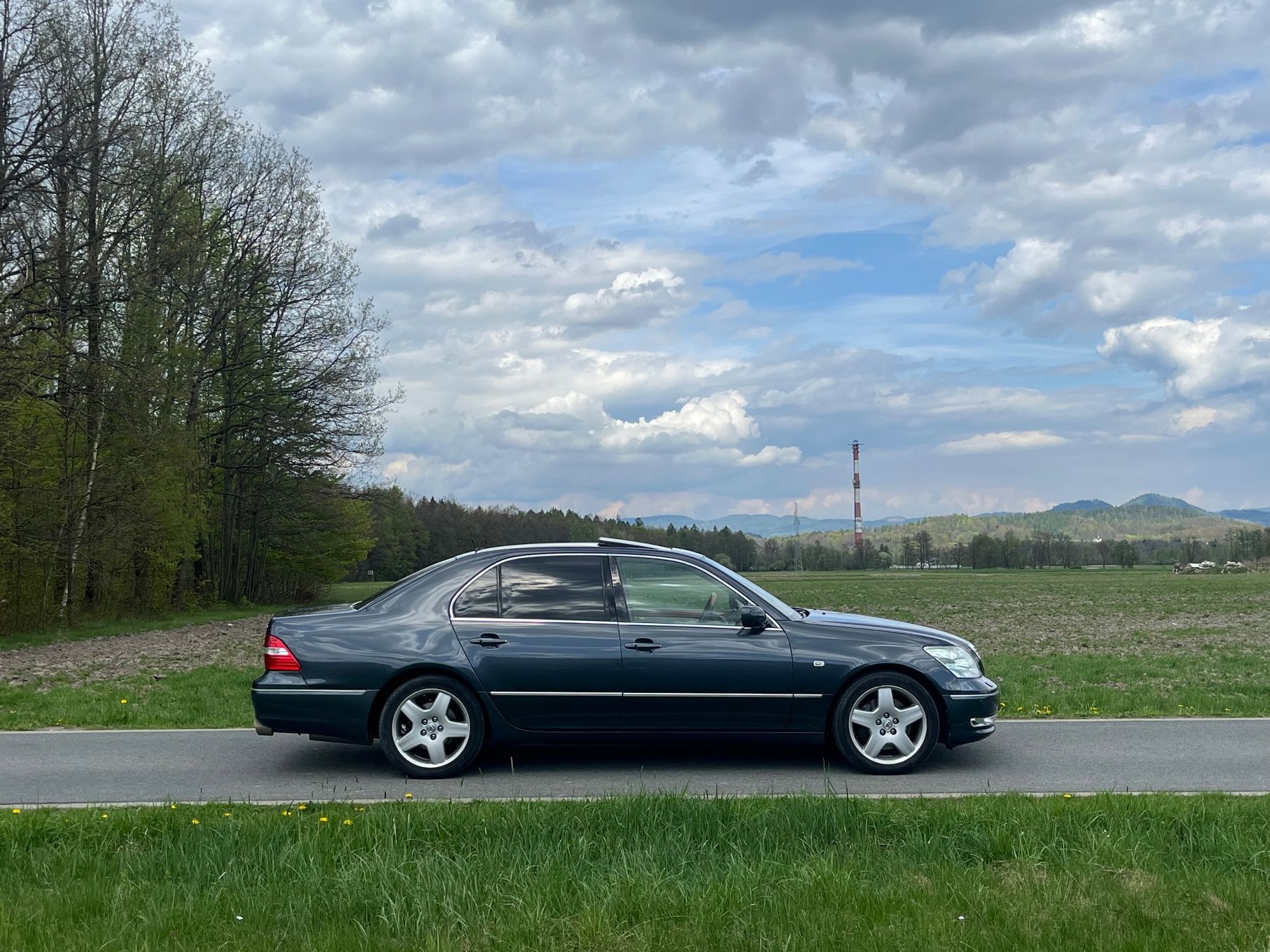 Lexus LS