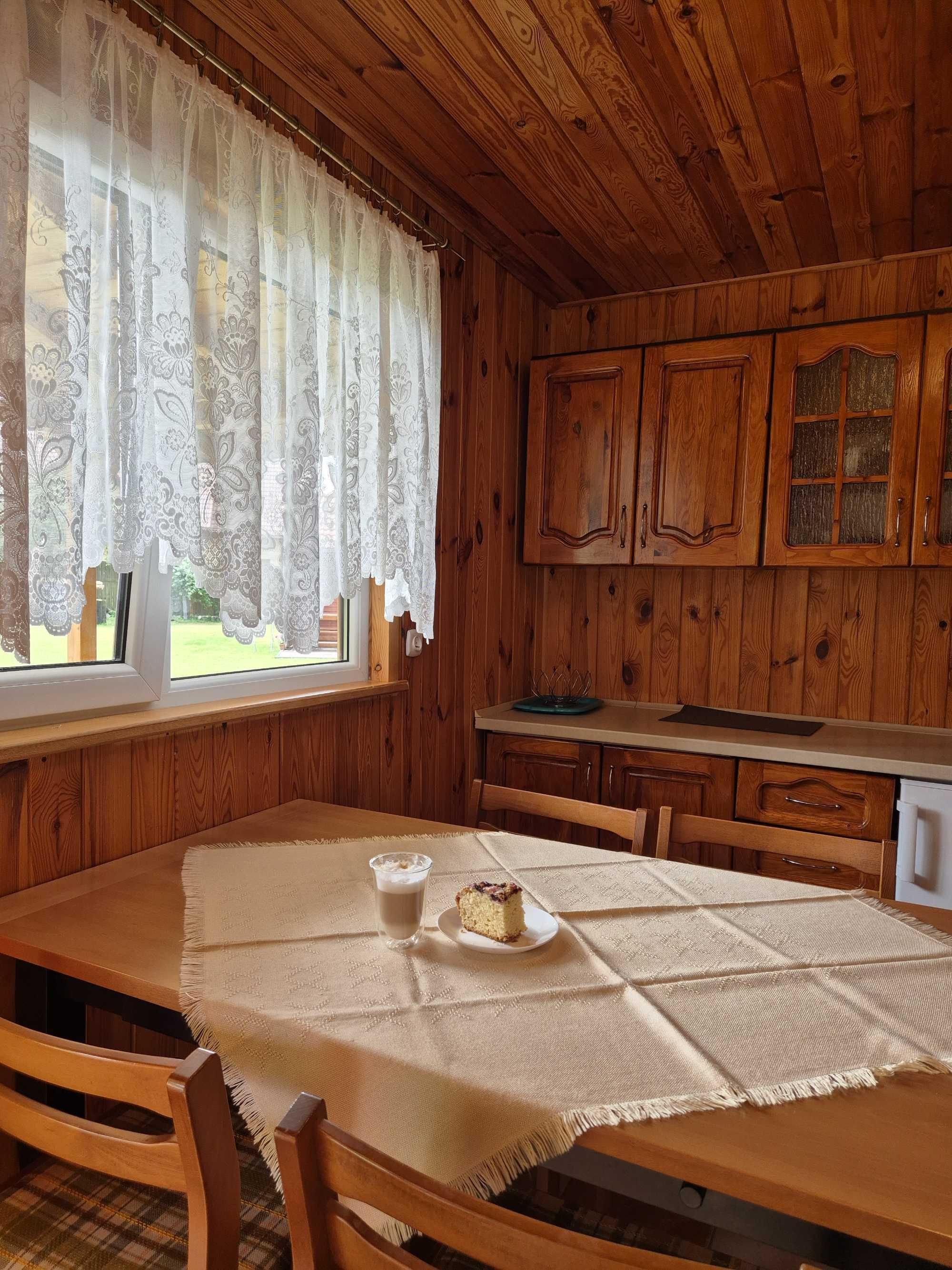 Noclegi w Domu pod lipą Pokoje nad Morzem Domki Spokojna Okolica TANIO