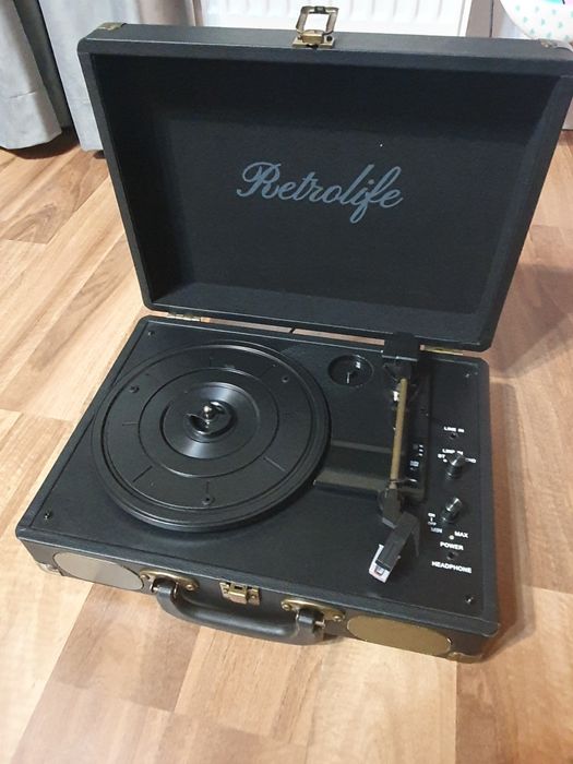 Winylowy gramofon 3-biegowy, 33/45/78 obr./min w stylu walizki z Bluet