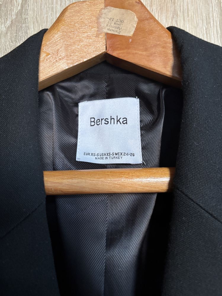 Оверсайз пиджак Bershka, размер xs-s