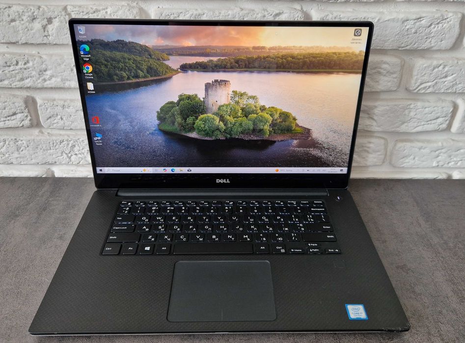 Ноутбук Игровой Dell XPS 9560 / i7-7700HQ/16/256/4K/nVidia 1050
