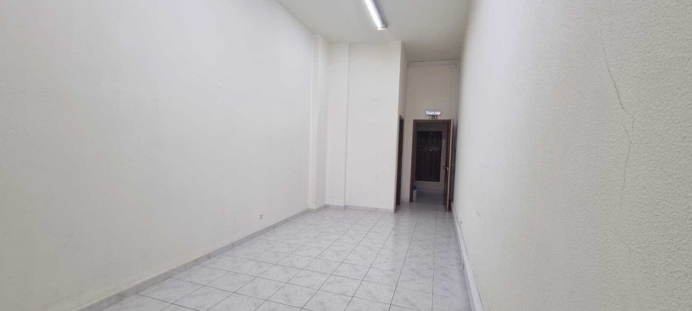 Vendo Escritório em Carcavelos junto à A5